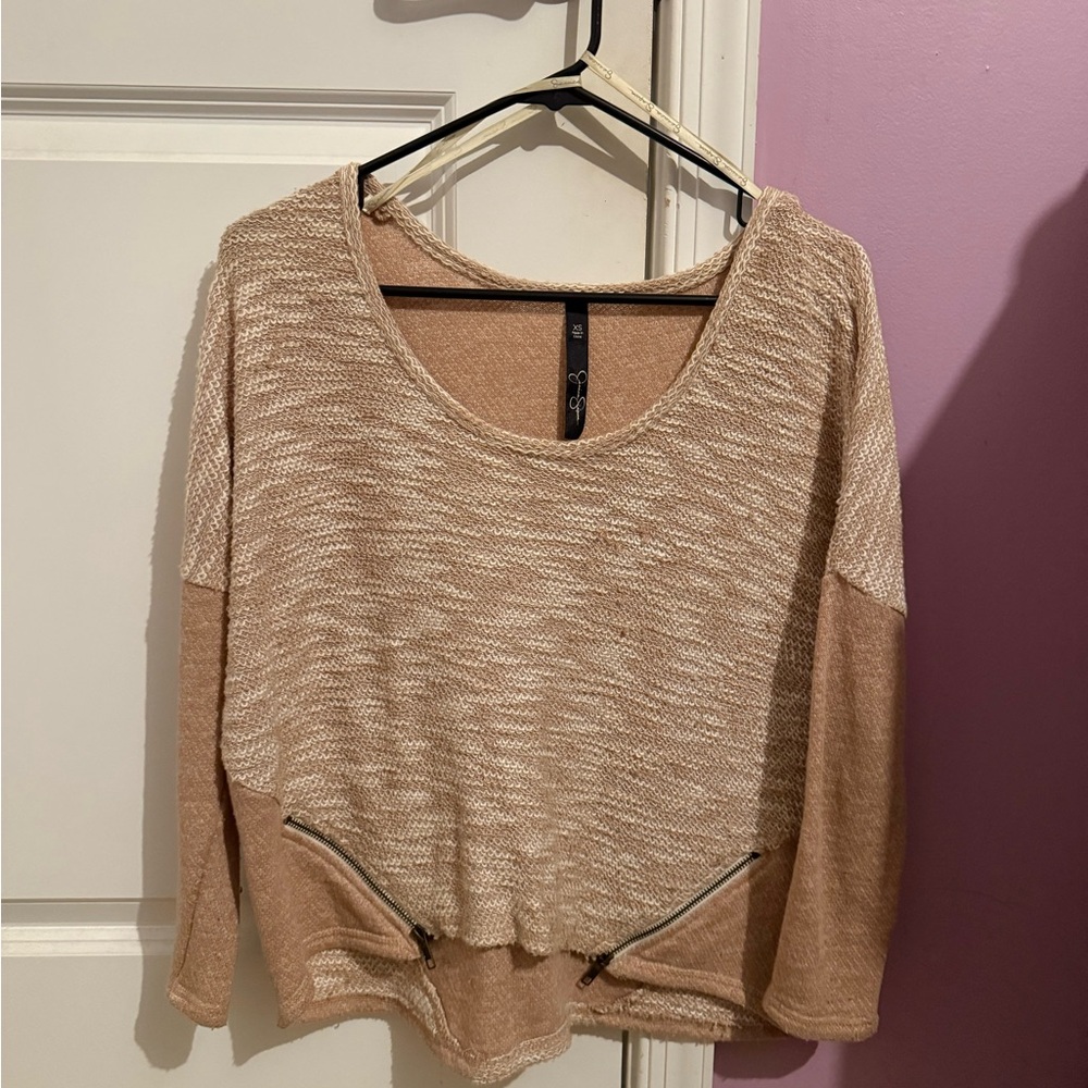 Jessica Simpson Cream and Tan Knit Top